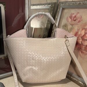 NWT MELIE BIANCO VEGAN WOVEN TOTE